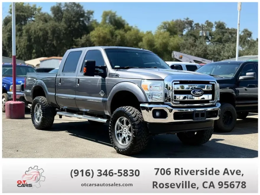 2011 Ford F-250 Lariat photo 1