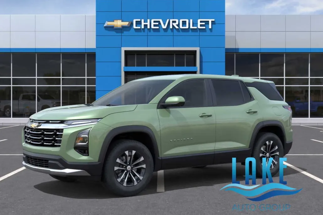 2026 Chevrolet Equinox LT photo 1