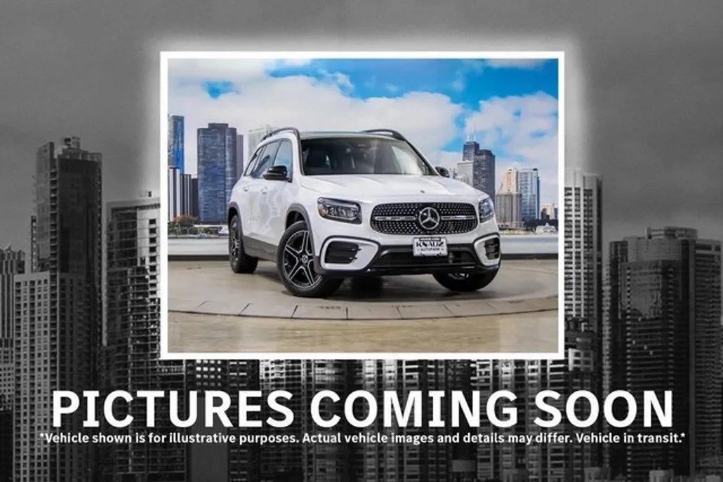 2025 Mercedes Benz GLB 250 4MATIC photo 1