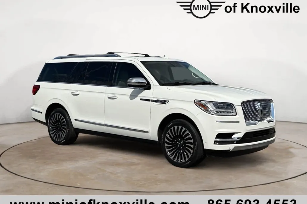 2021 Lincoln Navigator Black Label photo 1