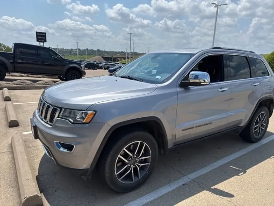 2021 Jeep Grand Cherokee Limited photo 1