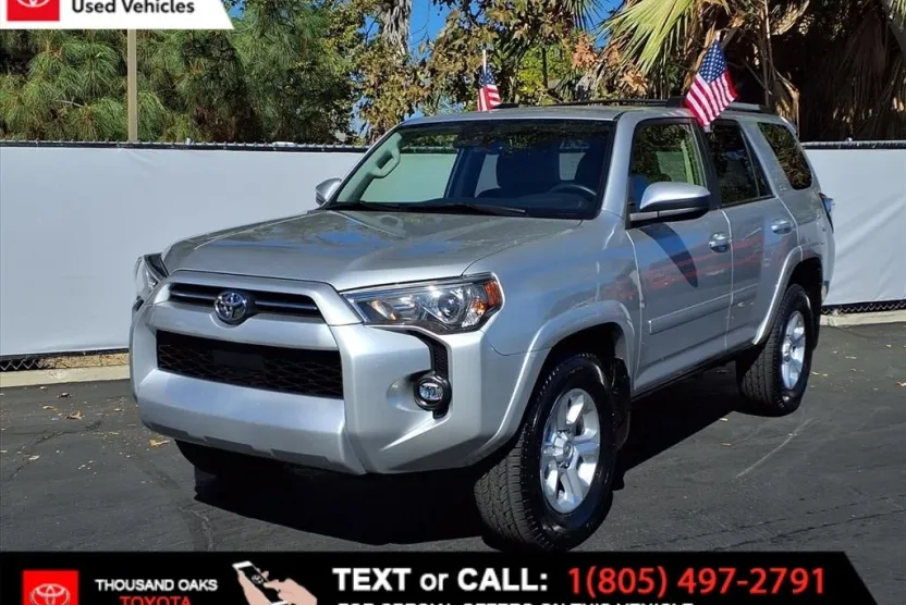 2023 Toyota 4Runner SR5 photo 1