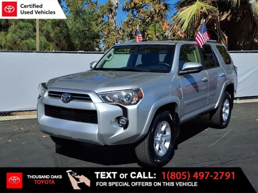 2023 Toyota 4Runner SR5 photo 1