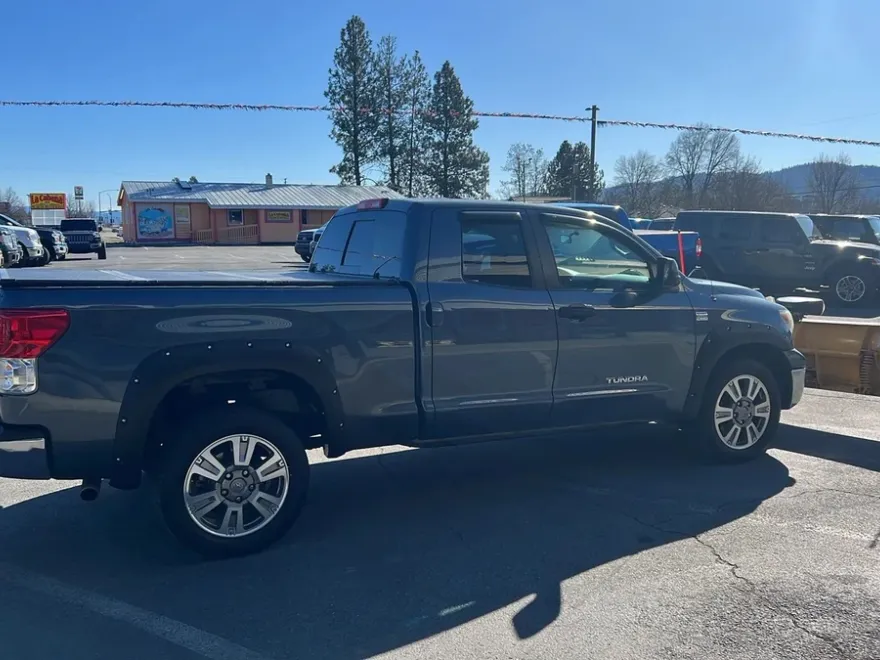 2010 Toyota Tundra Double Cab photo 1