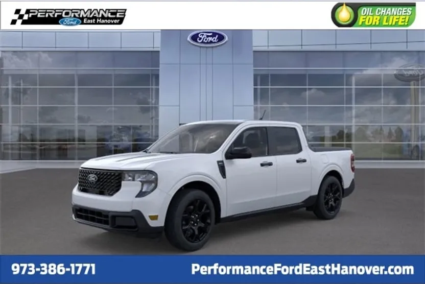 2025 Ford Maverick XLT photo 1