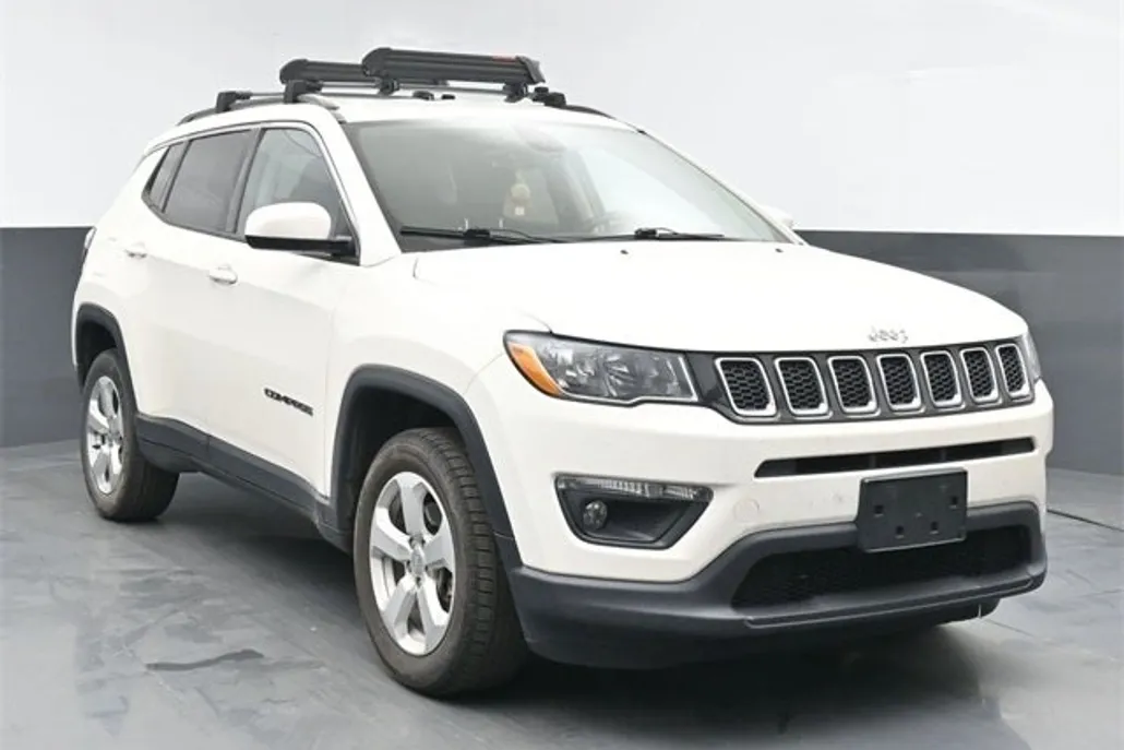 2018 Jeep Compass Latitude photo 1