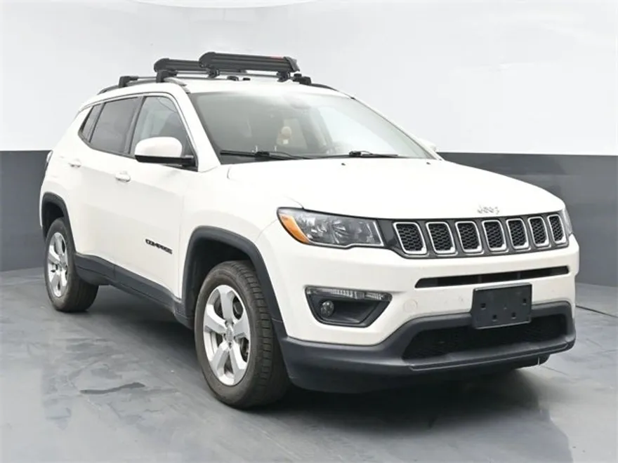 2018 Jeep Compass Latitude photo 1