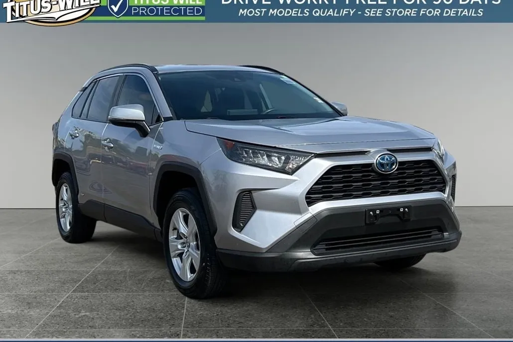 2020 Toyota RAV4 Hybrid LE photo 1