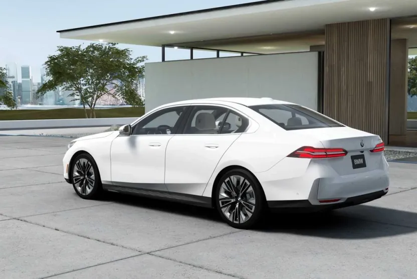 2026 Bmw 530i photo 1