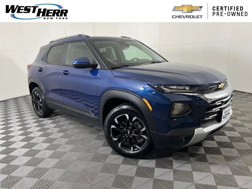 2021 Chevrolet Trailblazer LT photo 1