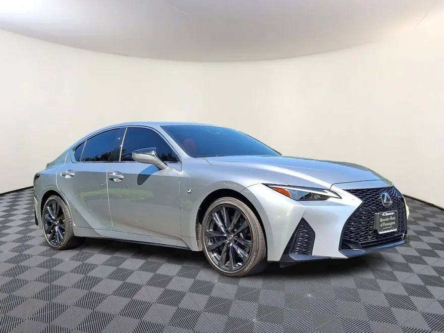 2022 Lexus IS 350 F SPORT photo 1