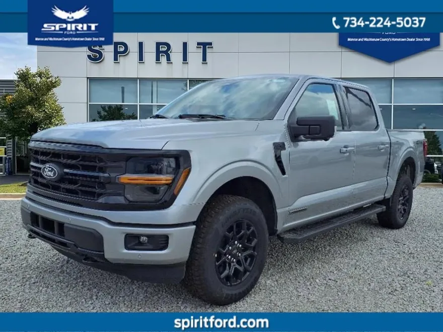 2025 Ford F-150 XLT photo 1