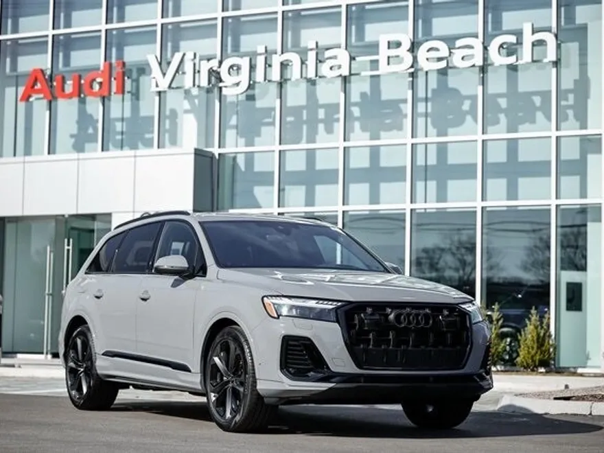 2025 Audi Q7 55 Prestige photo 1