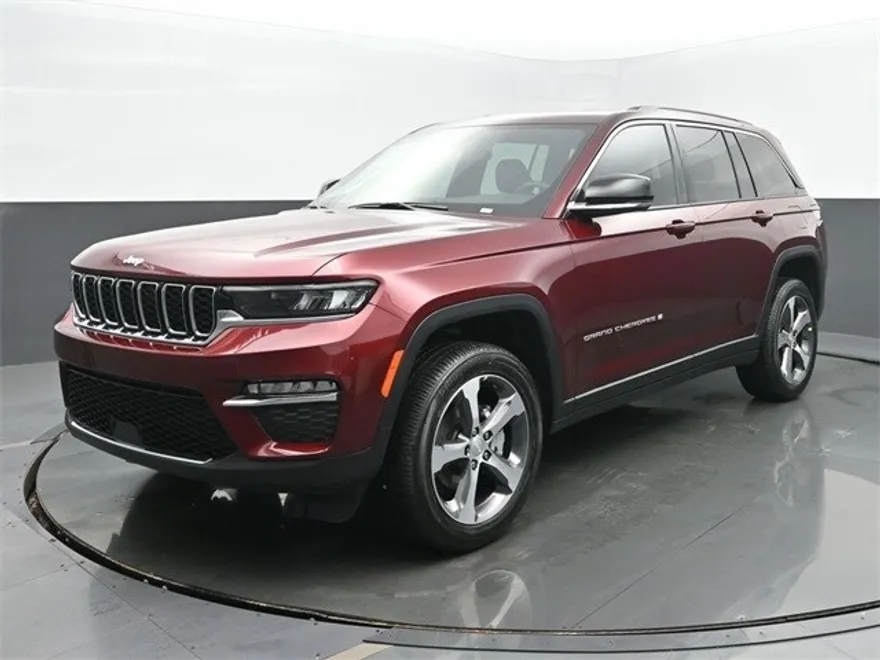 2025 Jeep Grand Cherokee Limited photo 1