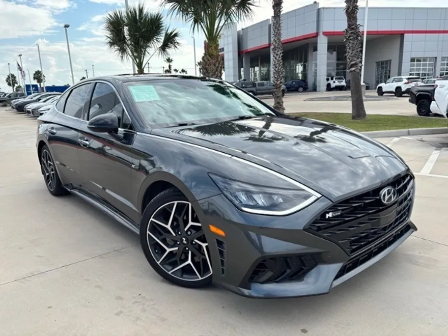 2022 Hyundai Sonata N Line photo 1