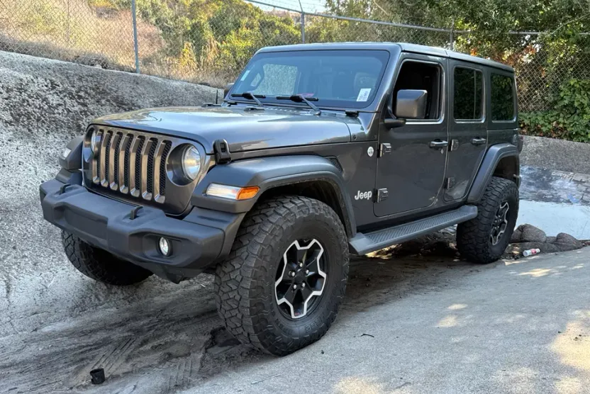 2018 Jeep Wrangler Unlimited Sport S photo 1