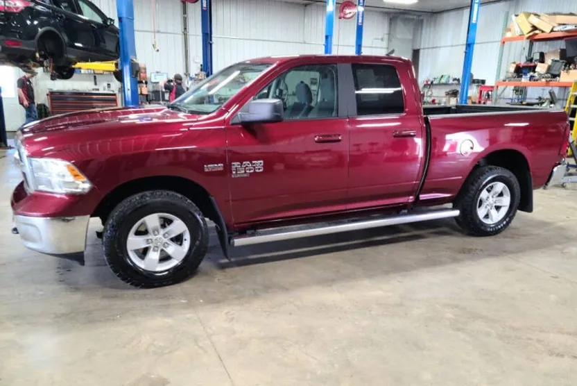 2020 Ram 1500 SLT photo 1