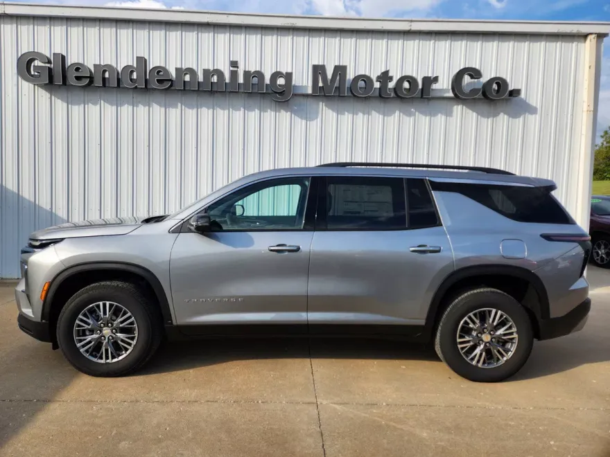 2026 Chevrolet Traverse photo 1