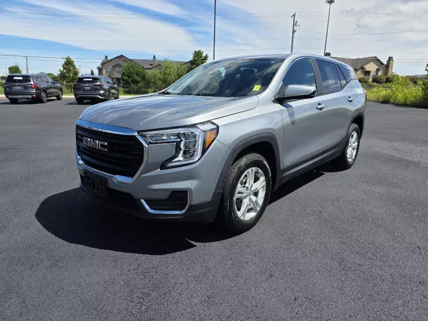 2024 Gmc Terrain SLE photo 1