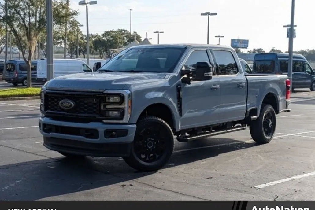 2026 Ford F-250 Lariat photo 1