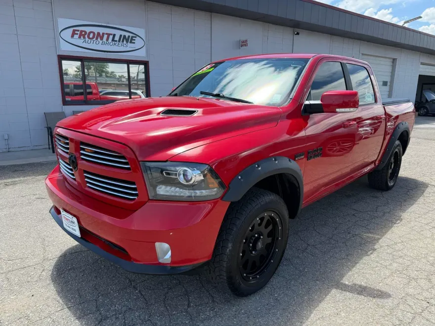 2013 Ram 1500 Sport photo 1