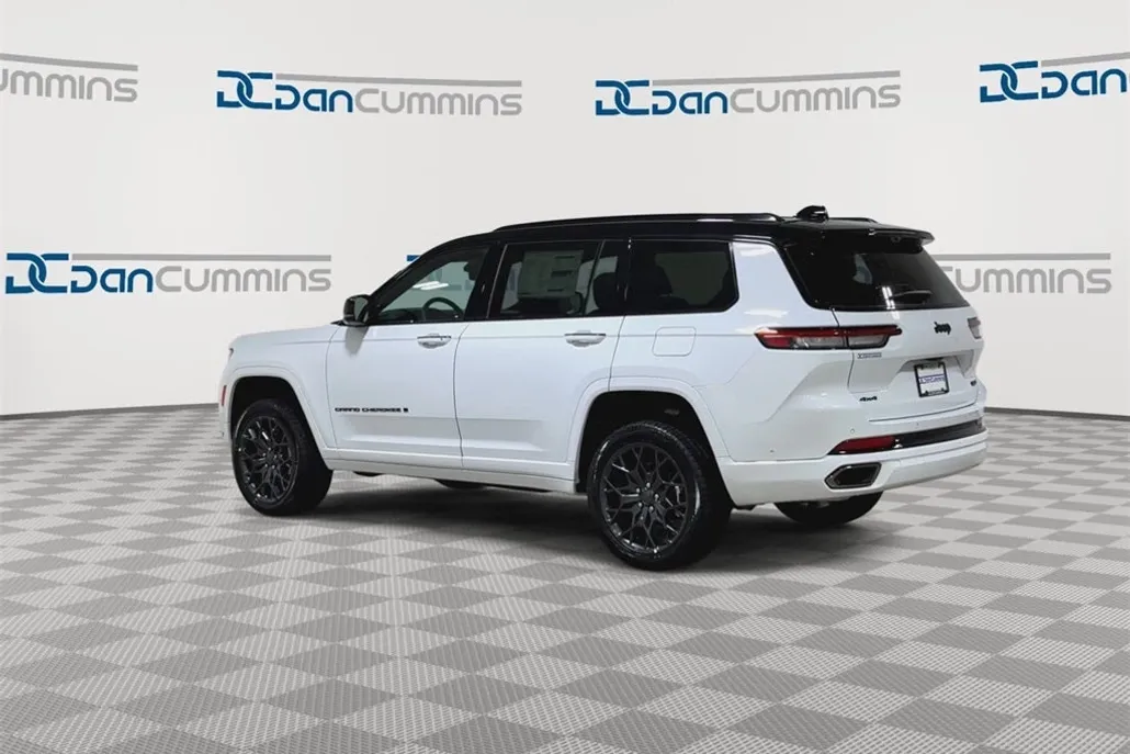 2025 Jeep Grand Cherokee L Summit Reserve photo 1