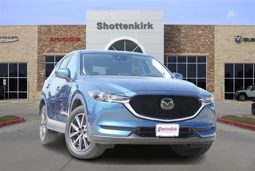 2018 Mazda CX-5 Touring photo 1