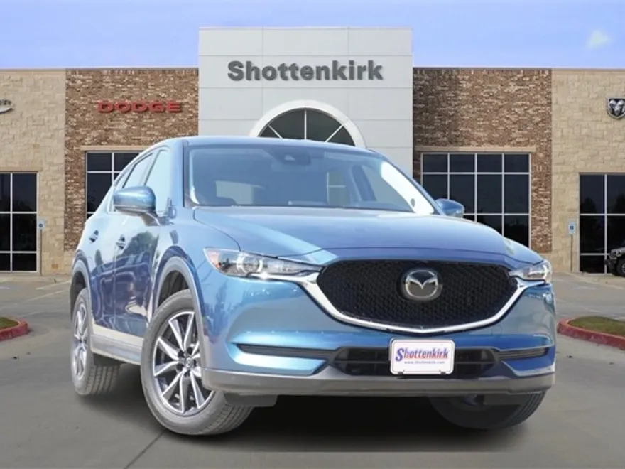 2018 Mazda CX-5 Touring photo 1