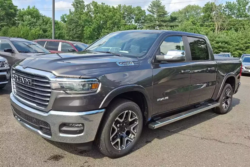 2025 Ram 1500 Laramie photo 1