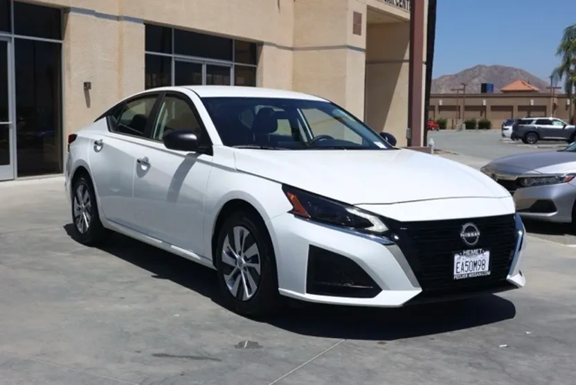2025 Nissan Altima 2.5 S photo 1