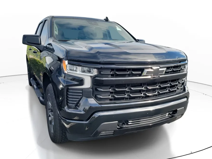 2024 Chevrolet Silverado 1500 RST photo 1