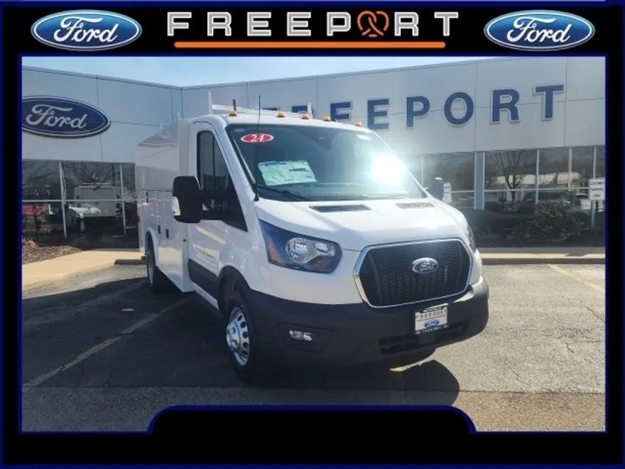 2024 Ford Transit photo 1