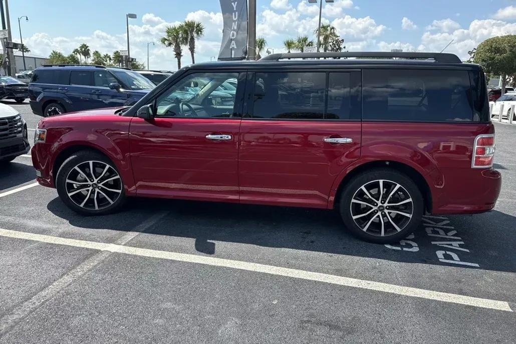 2019 Ford Flex Limited photo 1