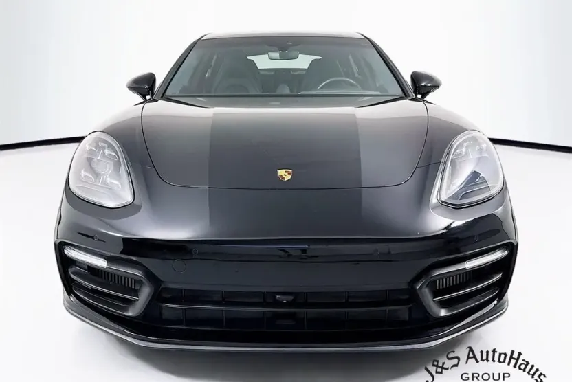 2022 Porsche Panamera E-Hybrid 4S photo 1