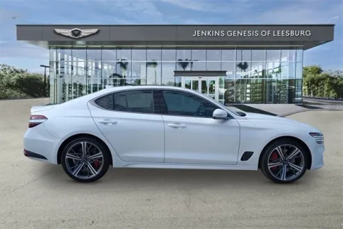 2024 Genesis G70 2.5T photo 2