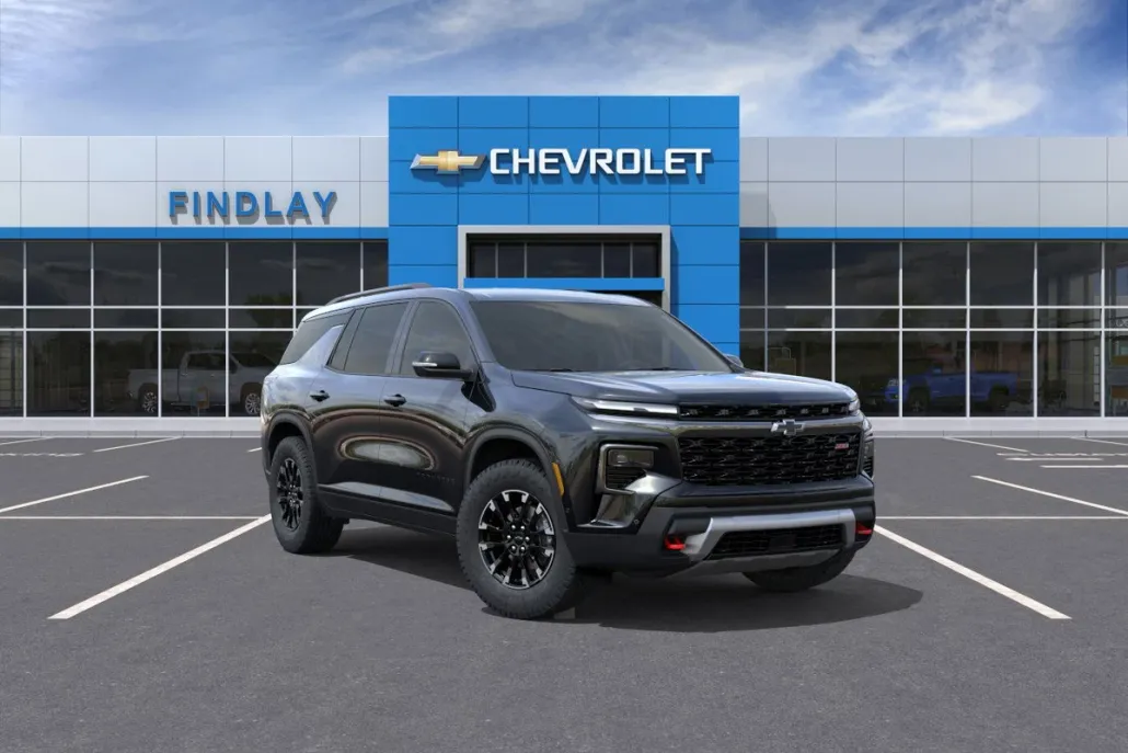 2026 Chevrolet Traverse Z71 photo 1