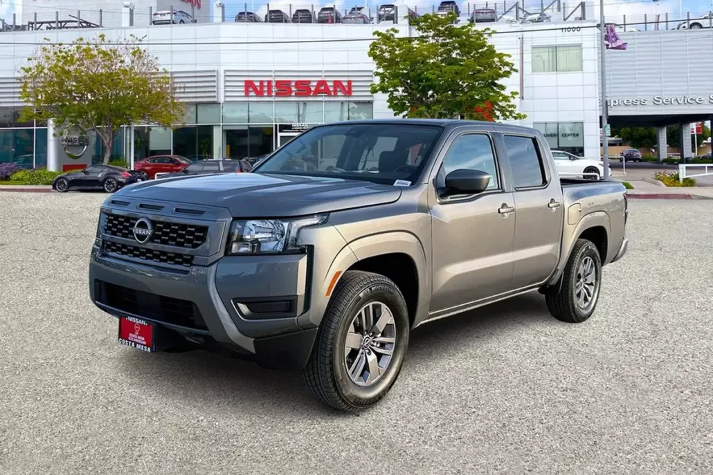 2025 Nissan Frontier Crew Cab SV photo 1
