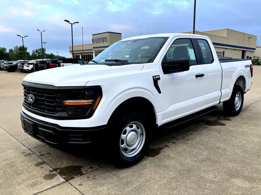 2025 Ford F-150 XL photo 1