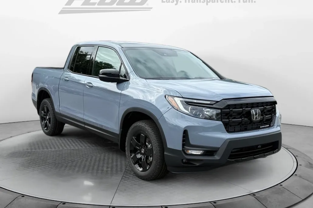 2026 Honda Ridgeline Black Edition photo 1