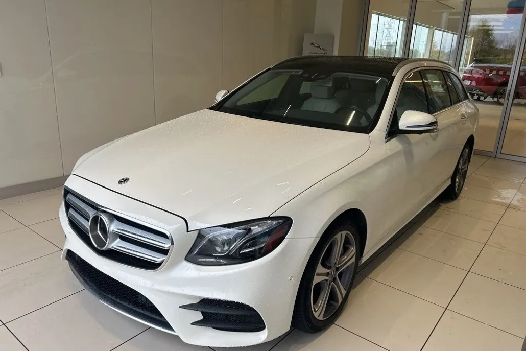 2020 Mercedes Benz E 450 4MATIC photo 1