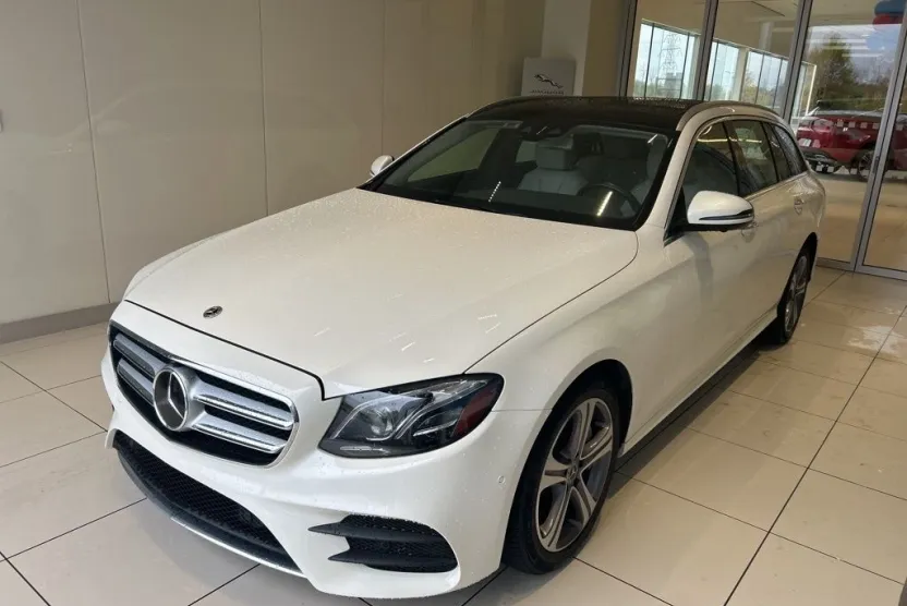 2020 Mercedes Benz E 450 4MATIC photo 1