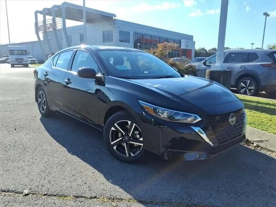 2025 Nissan Sentra SV photo 1
