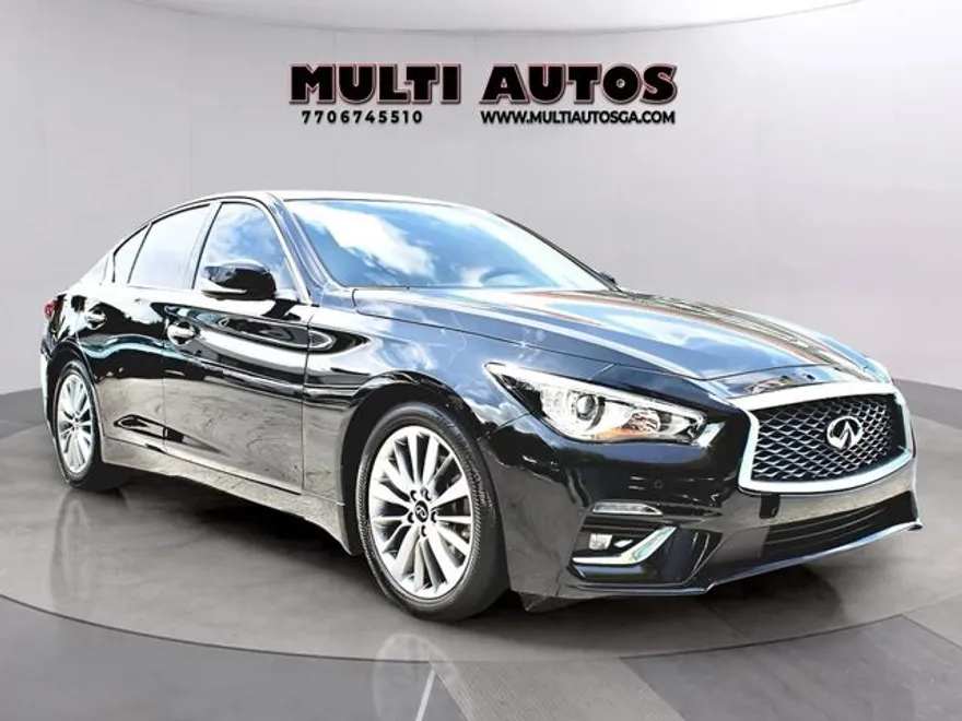2022 Infiniti Q50 LUXE photo 1