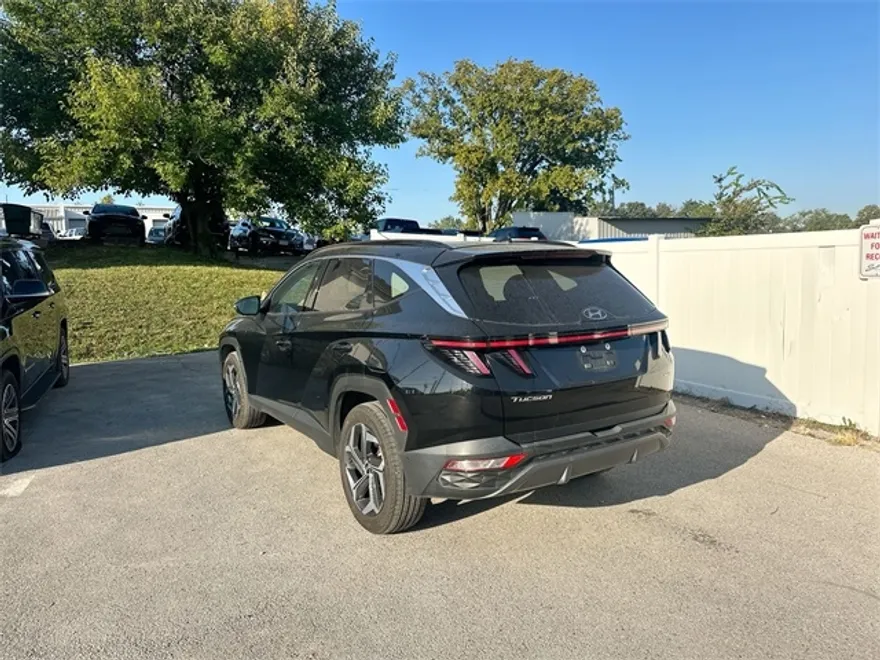 2024 Hyundai Tucson Limited photo 1