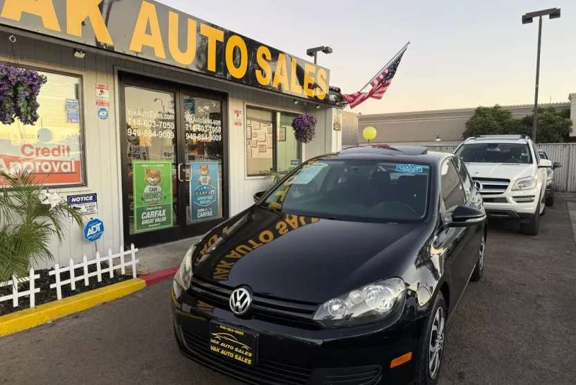 2012 Volkswagen Golf 2.5L photo 1