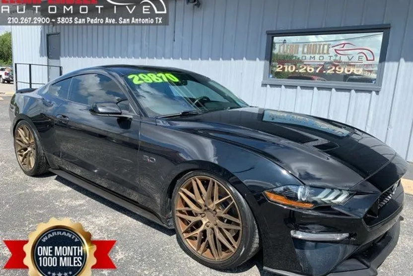 2020 Ford Mustang GT photo 1