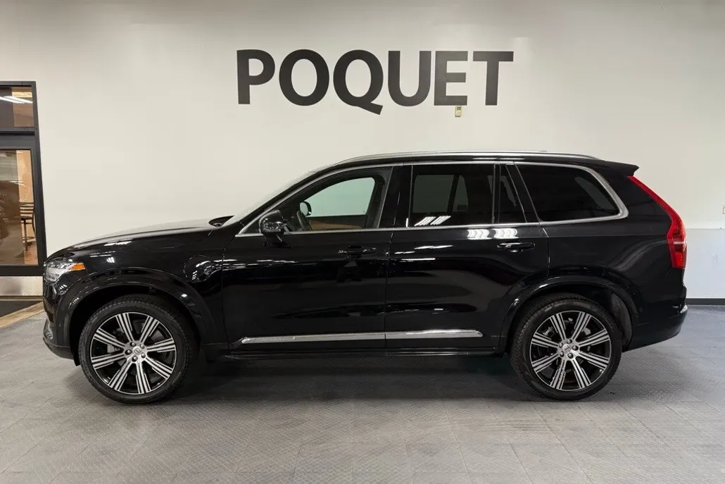 2023 Volvo XC90 Recharge T8 Plus photo 1