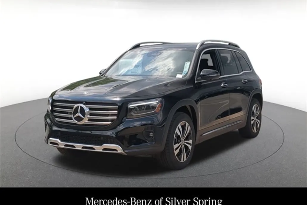 2025 Mercedes Benz GLB 250 4MATIC photo 1