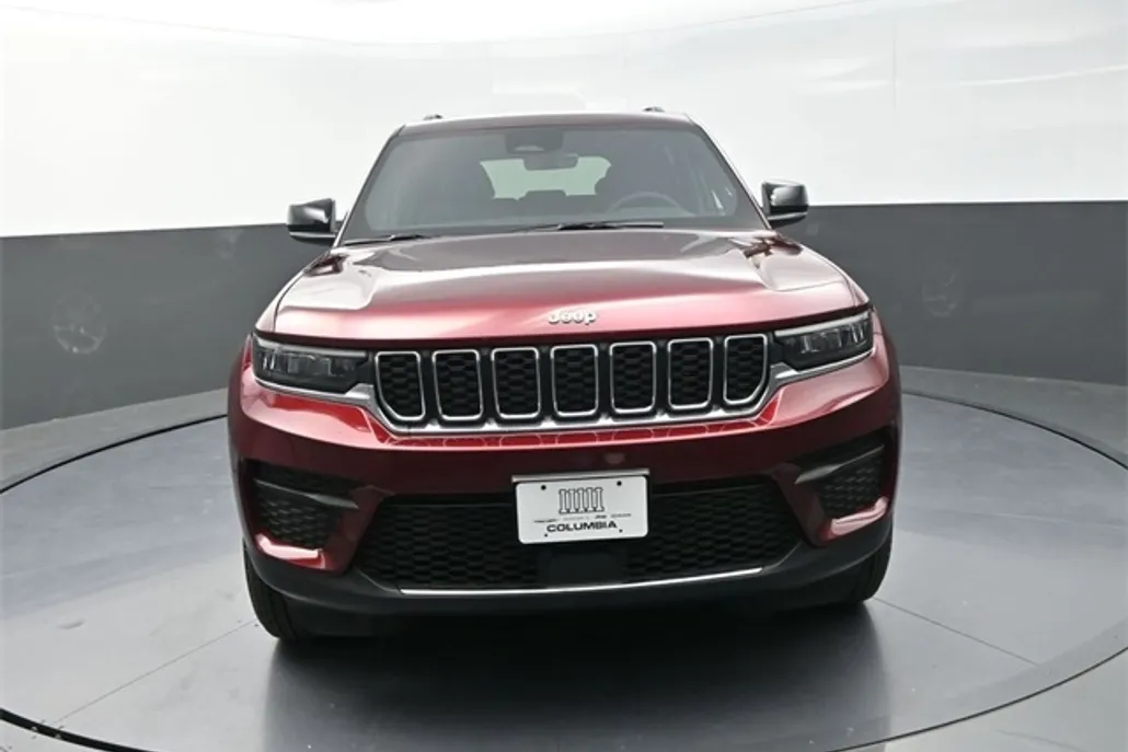 2025 Jeep Grand Cherokee Laredo X photo 1