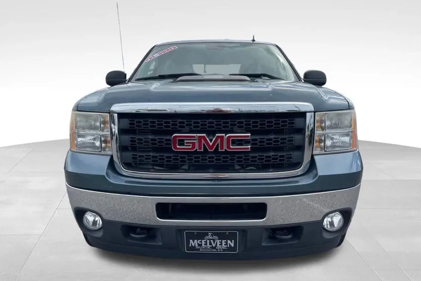 2012 Gmc Sierra SLE photo 1